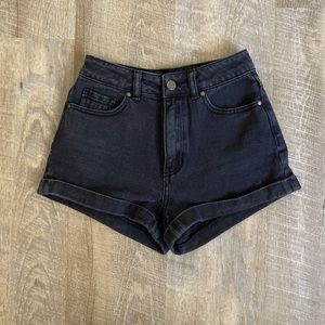 Kendall & Kylie black denim shorts